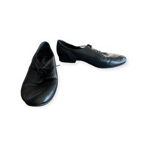 boc black shoes heels lace up sz 9 M